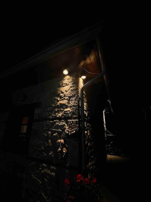 Παραδοσιακή Πέτρινη Κατοικία Στην Βλάχα Ελάτης Exteriör bild